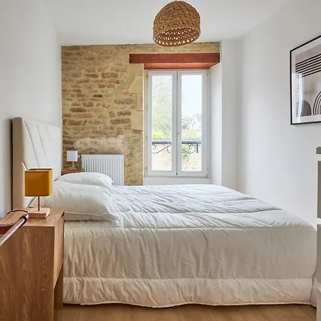 Des Malons - Maison A 100m De La Holiday home