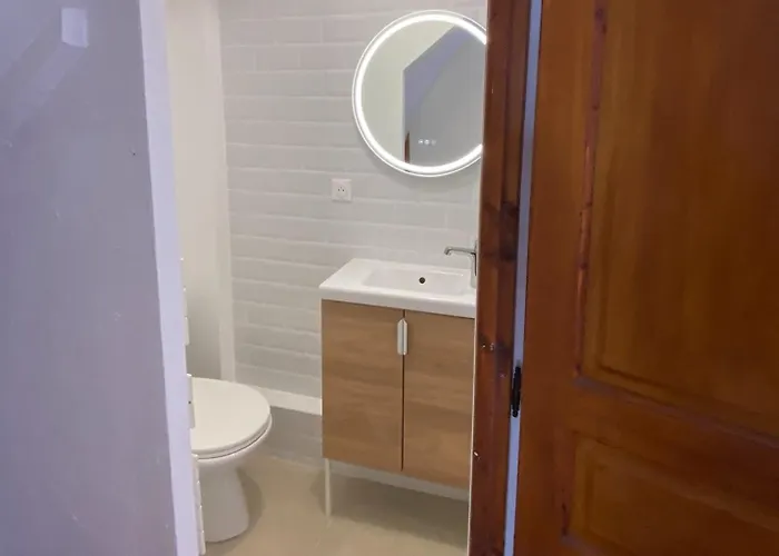 בית נופש Des Malons - Maison A 100m De La