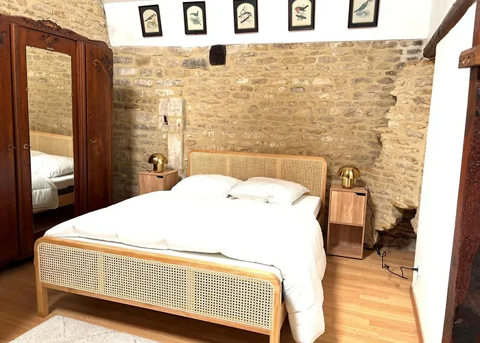 Holiday home Des Malons - Maison A 100m De La